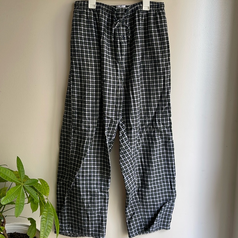 100% Cotton Unisex (Men’s) Pajama Flannel Pants in Checkered Print Comfy & Worn